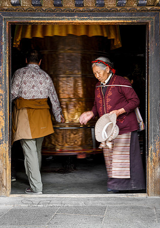 Tibetan Prayer Wheel 2